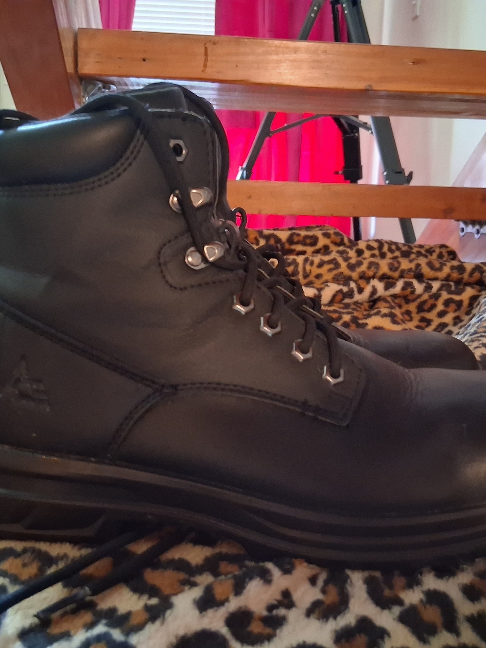 Shoes For Crews Black Lace-Up Women's Work Boots Steel Toed